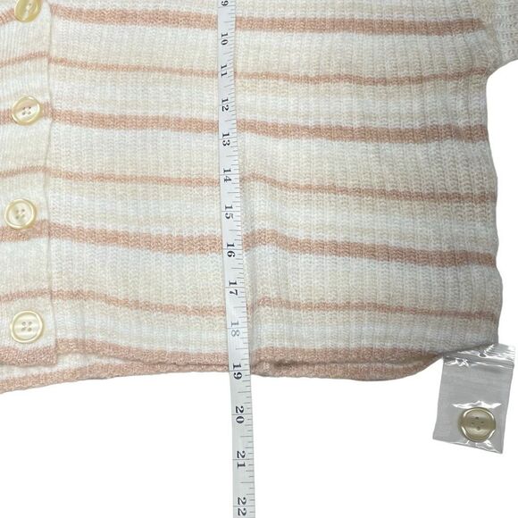 American Eagle Tan and Cream Button Front Sweater - Picture 5 of 6